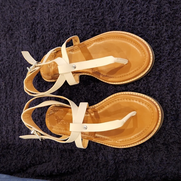Crown Vintage Shoes - NWOT White Strappy Sandals